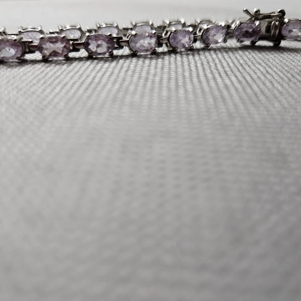 Elegant Silver Bracelet. Amethyst gem. Strong clasp - Picture 4 of 4